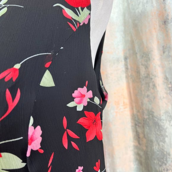 πStudio One Georgette Fabric Floral Sleeveless Midi Dress - Picture 3 of 15